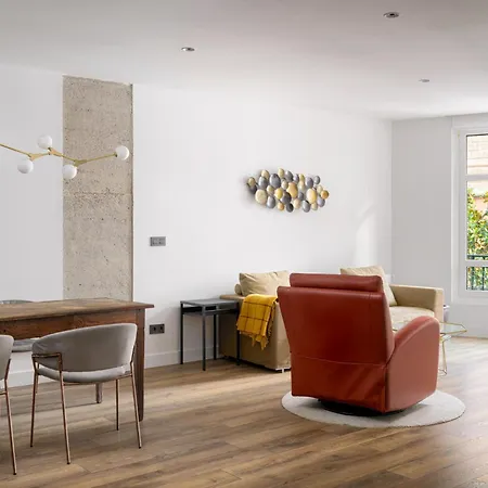 Nuevo Lujo Centro De + Wifi . Parking *