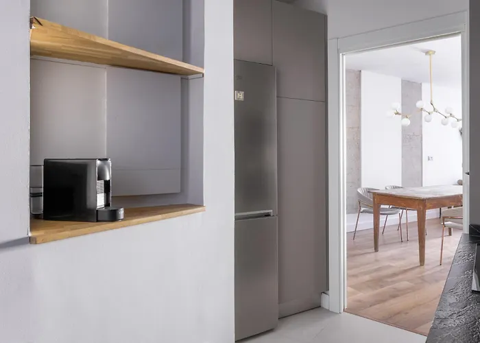 Nuevo Lujo Centro De + Wifi . Parking Daire